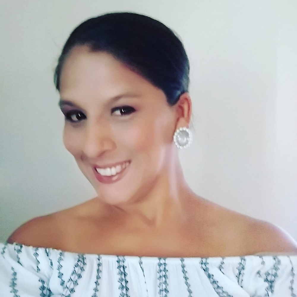 Meet your Posher, Ana